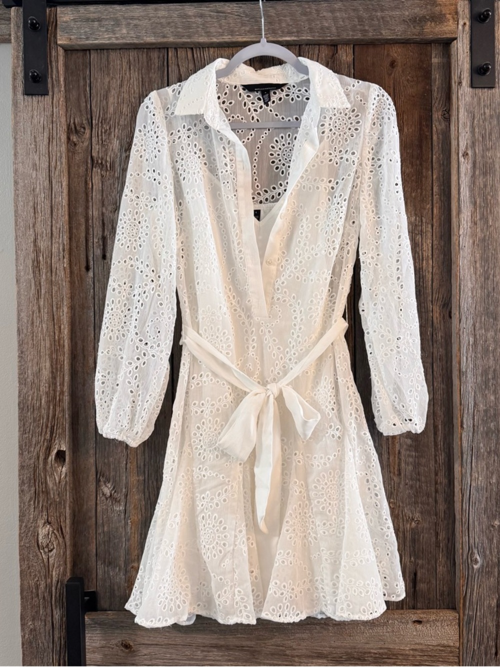 White House Black Market Eyelet Shirt Dress White Size 4 Long Sleeve Tie Waist - Picture 5 of 10